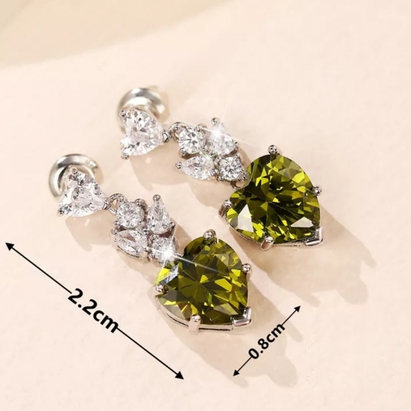🎀925 Peridot Heart Diamond Accent Drop Earrings - Picture 8 of 8